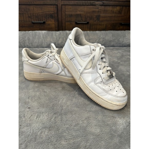 Nike women's Air Force 1 AF1, white - Picture 1 of 8